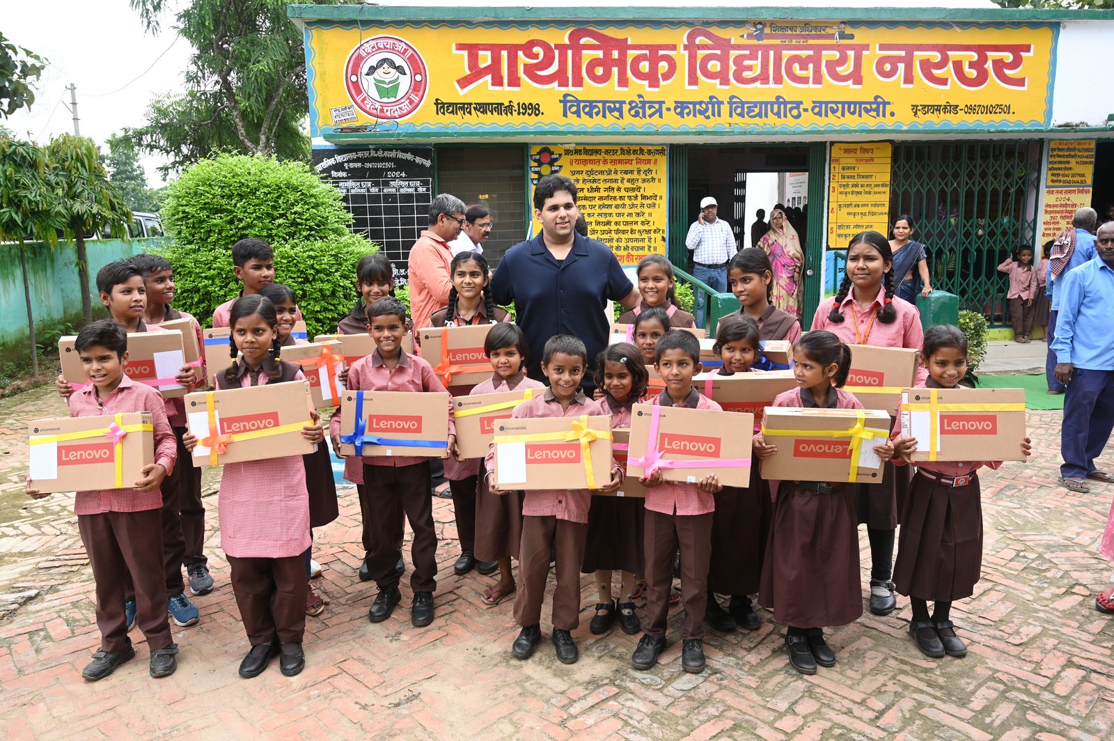 Group photo with students at the launch